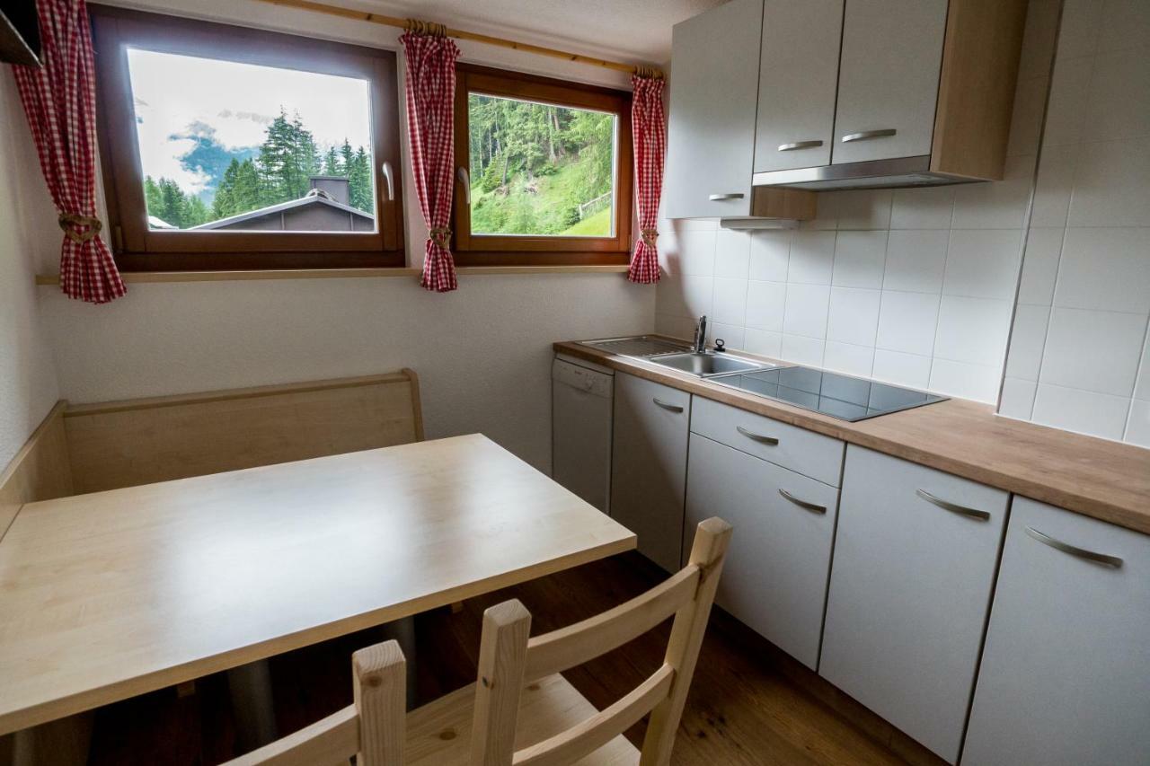 Innertrein Cadipietra Eksteriør bilde